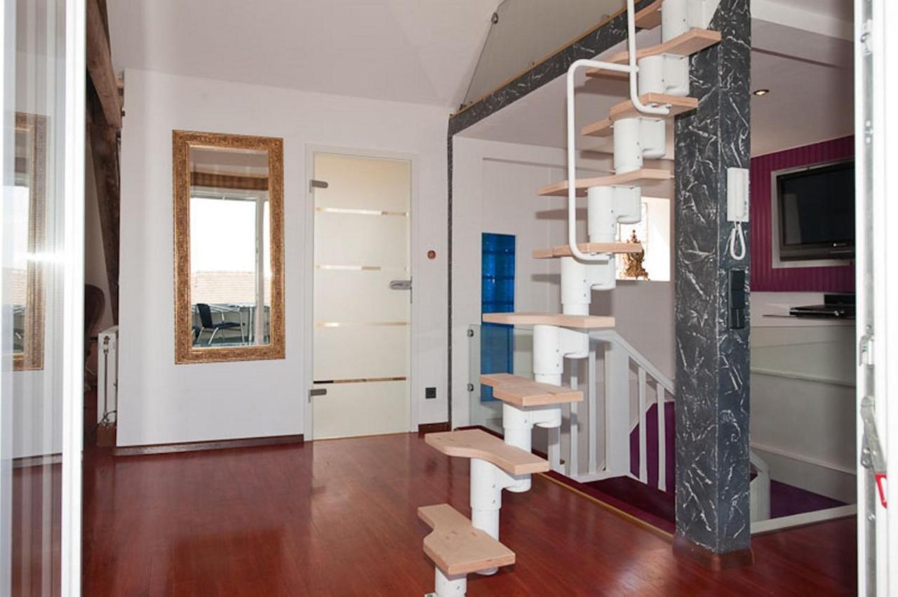 City Lux Apartment In Der Stadt フライブルク エクステリア 写真